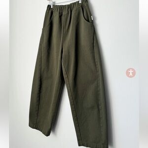 Le Bon Shoppe arc pants in color tobacco size M